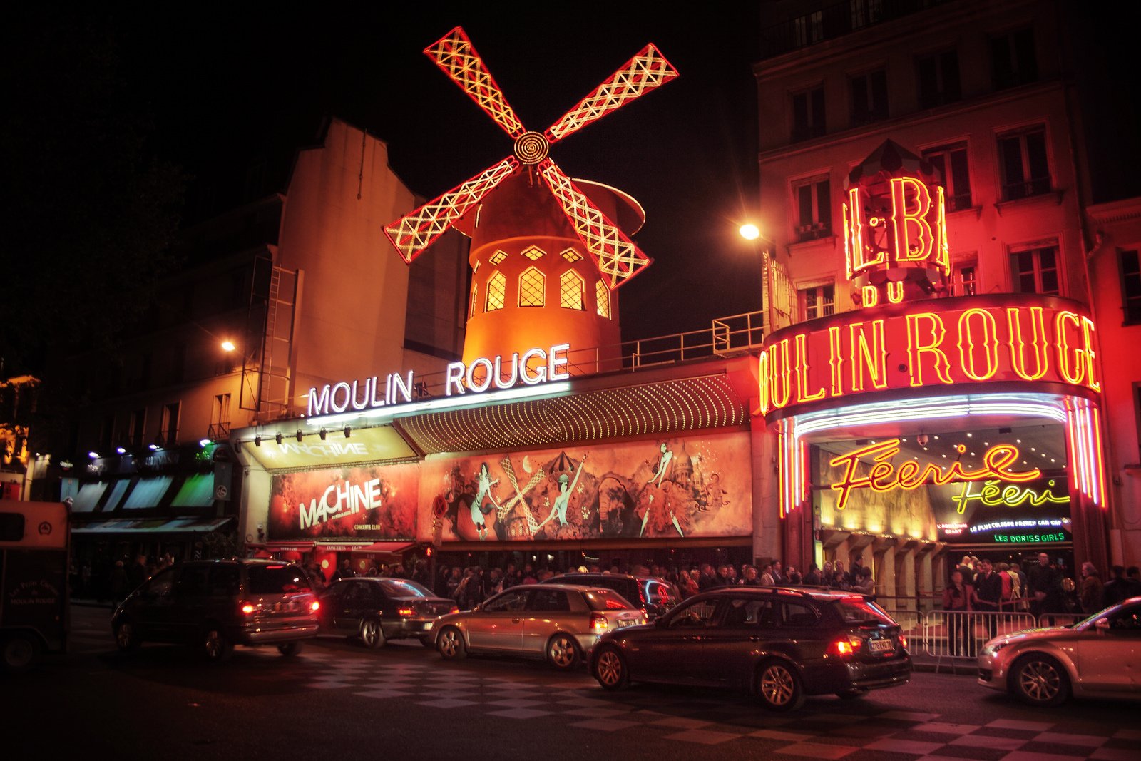 Villa Royale Pigalle - Moulin Rouge - Féérie show